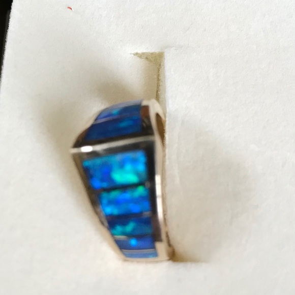 SOLD‼️ Gorgeous unusual genuine opal 14KYG ring EUC sz. 5 - Picture 2 of 8